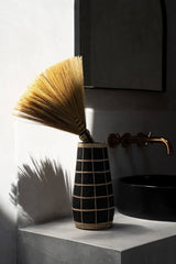 De Cutie Vaas - Zwart Naturel - L - WeAreTables