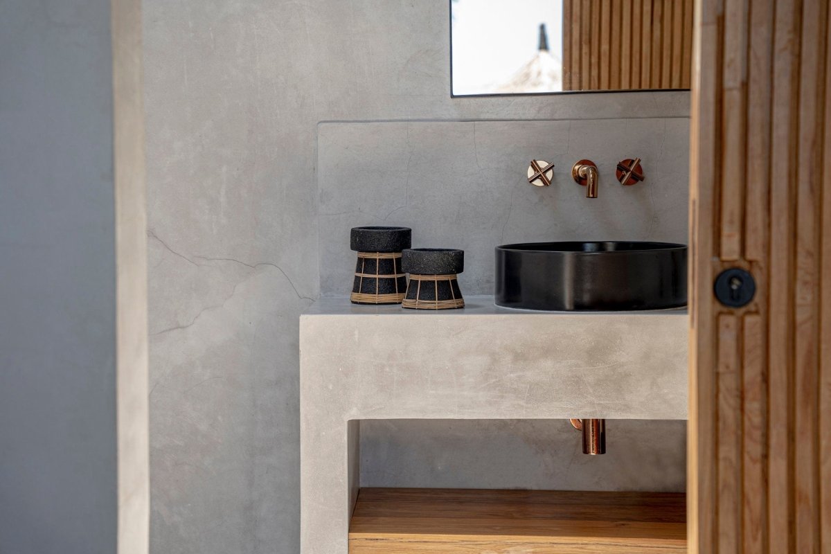 De Serene Kaarsenhouder - Zwart Naturel - M - WeAreTables