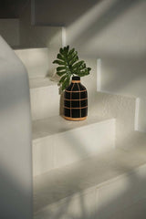 De Whoopy Vaas - Zwart Naturel - M - WeAreTables