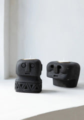 Het Sumba Beeld 27 Kaarshouder - Zwart - WeAreTables